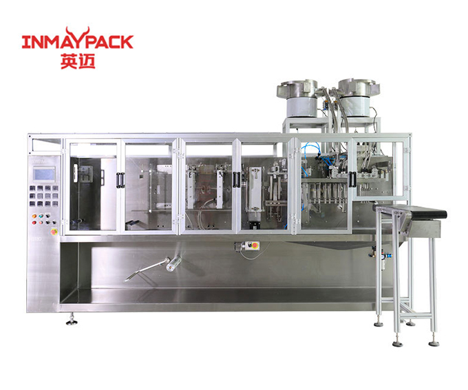 Three and four side sachet pouch packaging machine